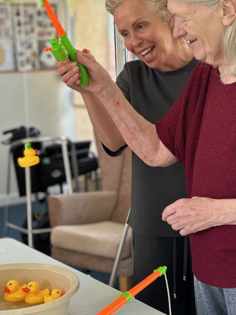 Linda hooked a duck