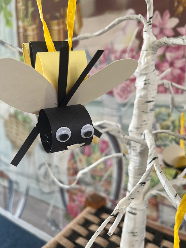 Close up of one of the bees on the hanging